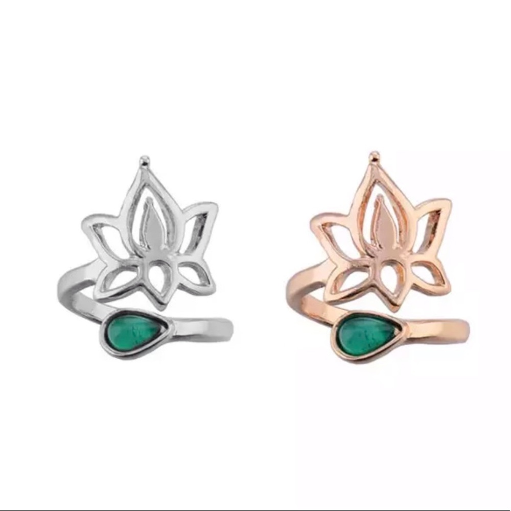 3/$30 Silver Bohemian Lotus Flower Toe Ring - Picture 3 of 5